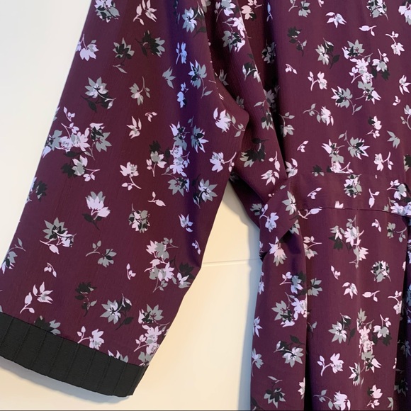 Floral Kimono-Style Robe - Picture 9 of 14